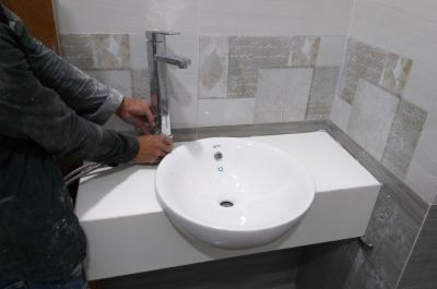 LAVABO TRẮNG SỨ